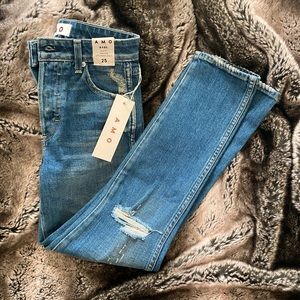 AMO babe jeans